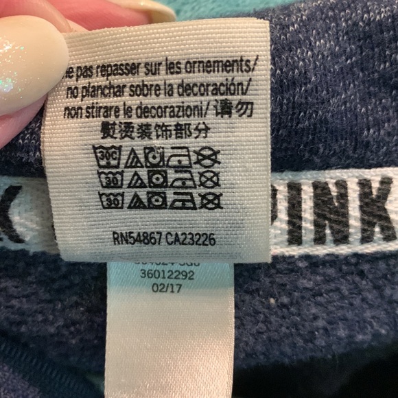 NWOT Vintage Victoria’s Secret pink zip down sweatshirt - Picture 8 of 8